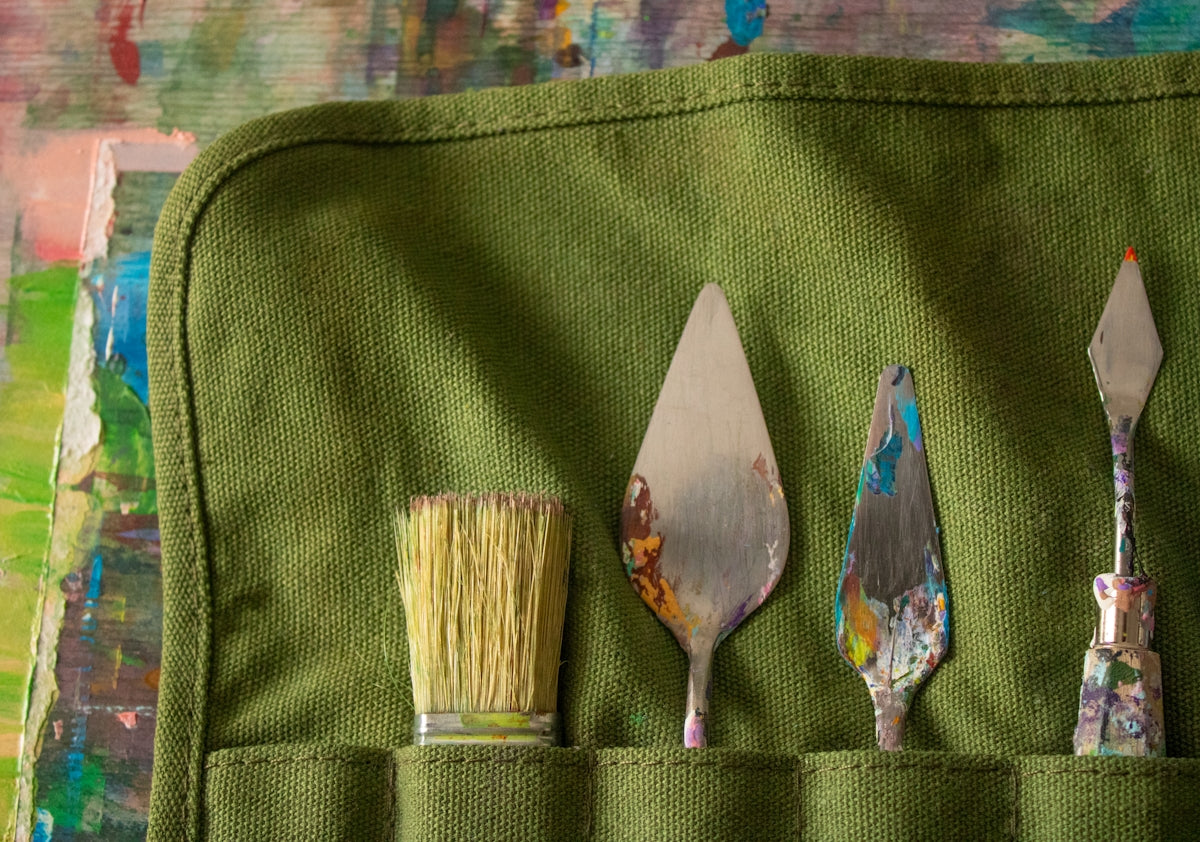 a group of three different types of utensils